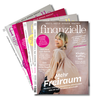 Aktuelle Ausgabe der Zeitschrift "Finanzielle2, dahinter vergangene Ausgaben aufgefächer