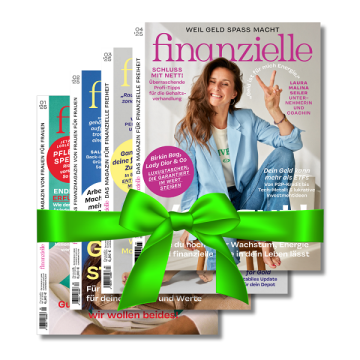 4 Titelbilder der Zeitschrift Finanzielle mit einer grünen Schleife als Geschenk verpackt